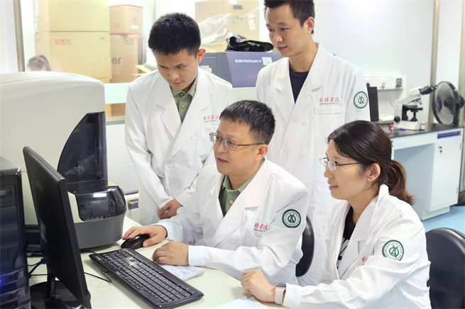 课题组成员包括张曦,李忠俊,曾令宇,高蕾,张诚,刘耀,高力,钟江帆,孔佩