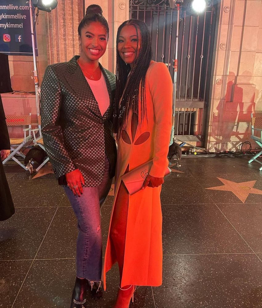 科比韦德魔术师女儿一同看秀瓦妮莎母女颜值高魔术师韦德女儿妖娆