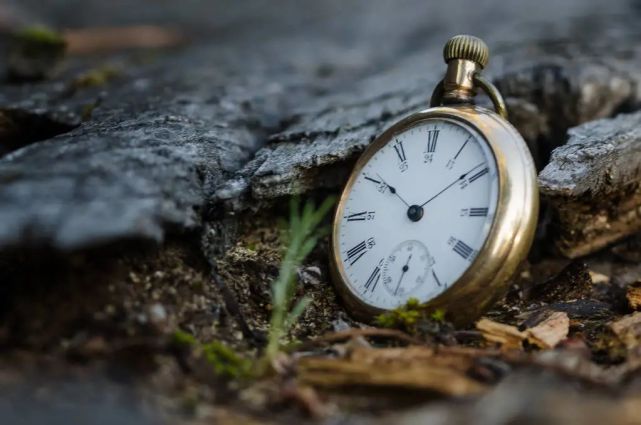 梁实秋时光如流水时间即生命