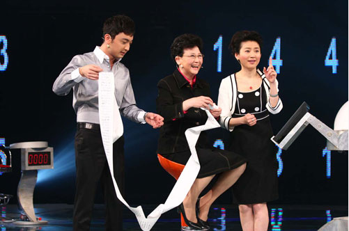 央视第一代女主播李娟:35年0差评见证历史,曾是赵忠祥梦中情人