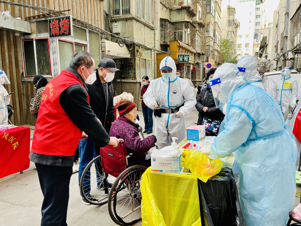 兰州好人卓国春:全力以赴投身到抗疫志愿者行列