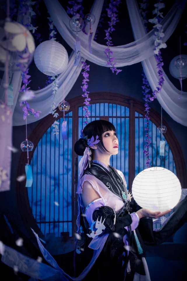 驰冥花萝: 歌梨梨梨:待何朝 风晴重逍遥听谷中 呦呦鹿鸣忆芳草碧连天