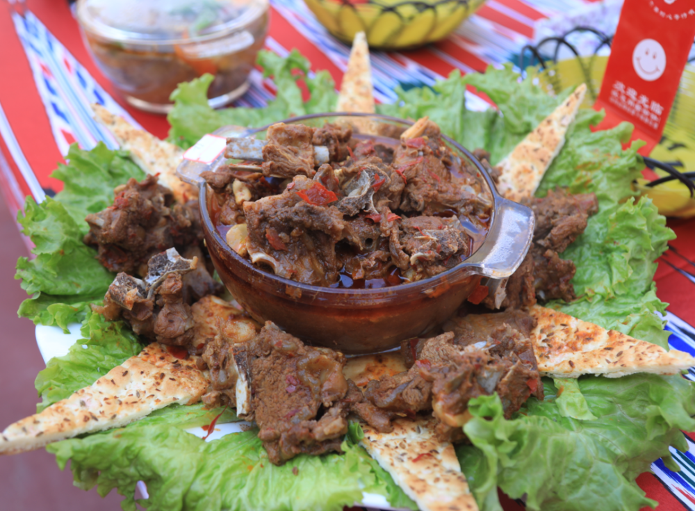 麦盖提县首届"喀什味道"美食大赛香飘四溢