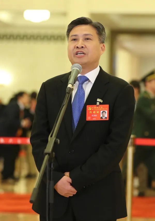 "全国优秀县委书记"沈铭权新职明确,6月曾赴京领奖并作为代表发言