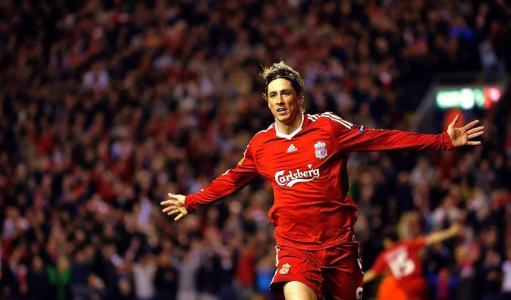 泪目37岁托雷斯重返利物浦观战获官方欢迎红军新星晒合影传奇