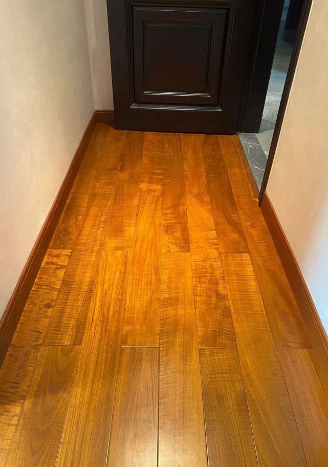 木中黄金,百里挑一的极品水波纹|水波纹|地板|黄金|柚木