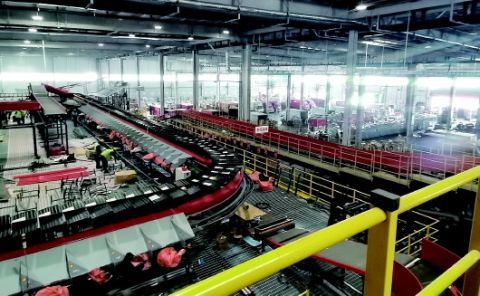 机器人搬货无人分拣打包员转岗晋升双11背后的供应链升级战