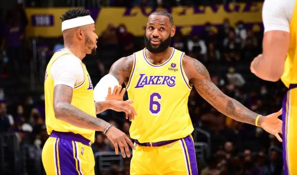 贝兹莫尔 从郭士强事件，看CBA与NBA的差距，中国男篮职业化任重道远