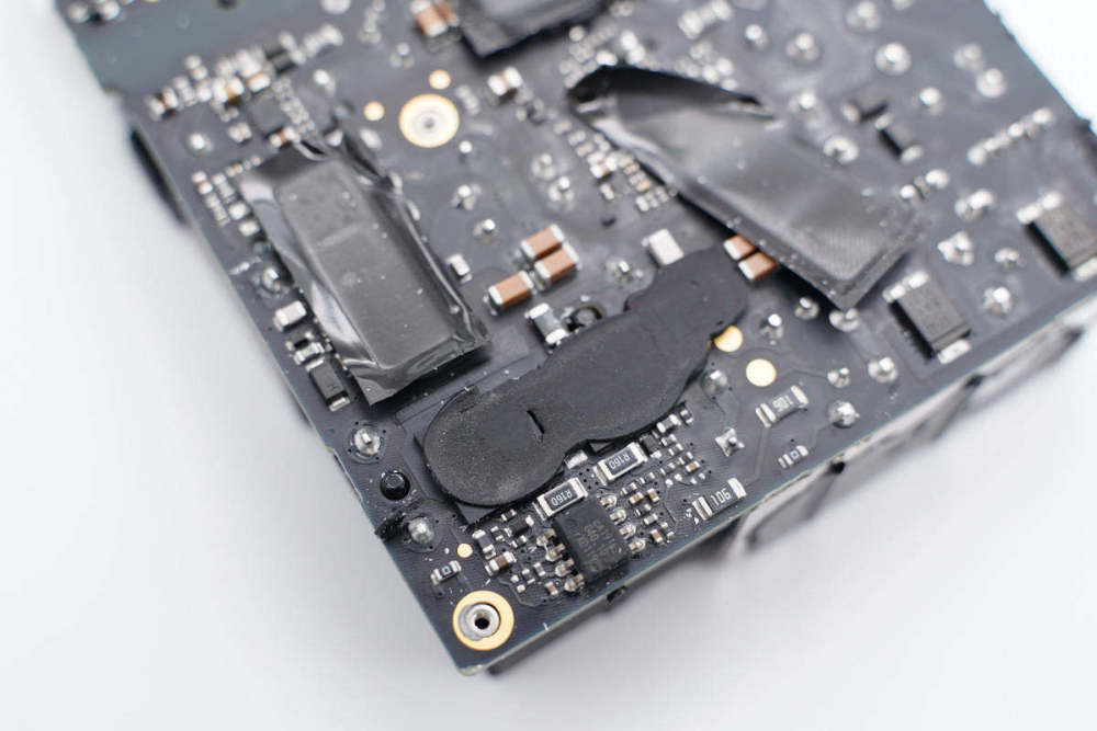 采用llc电源架构大厂定制芯片苹果140w氮化镓充电器拆解