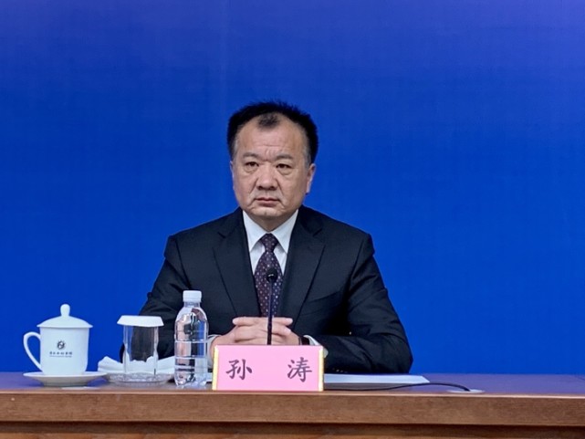 孙涛说,临沂作为山东的"南大门",大体处于京沪两大城市的中间位置