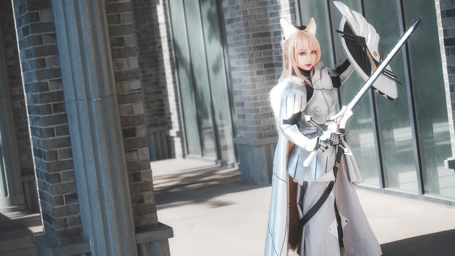 明日方舟 瑕光cosplay_腾讯新闻