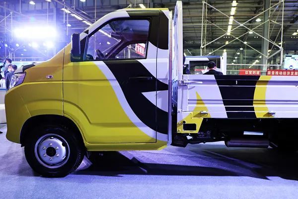 整车长55米16l5mt实拍开瑞优越x6微卡卡车之友网