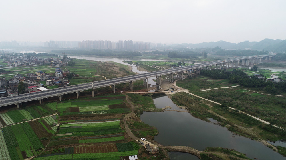 "四号桥"预计年内通车_腾讯新闻