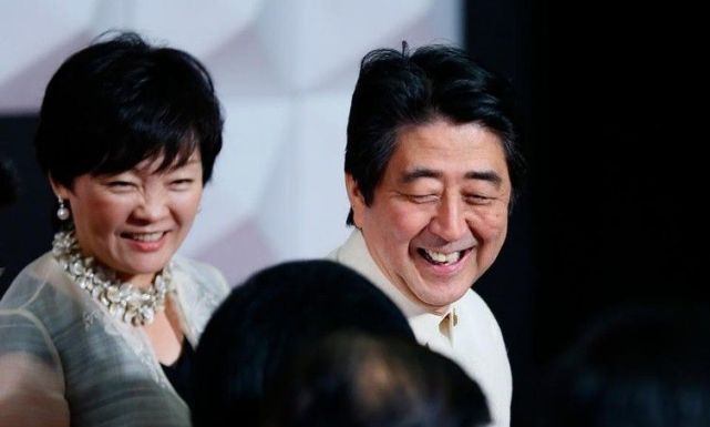 安倍昭惠不生孩子,無視婆婆,安倍晉三卻拿她沒辦法