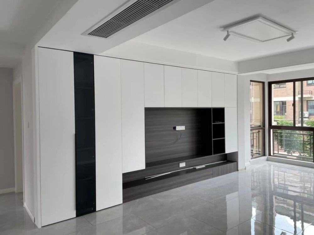 不顾反对电视墙打满柜子装修完工后还没家具一家人都满意