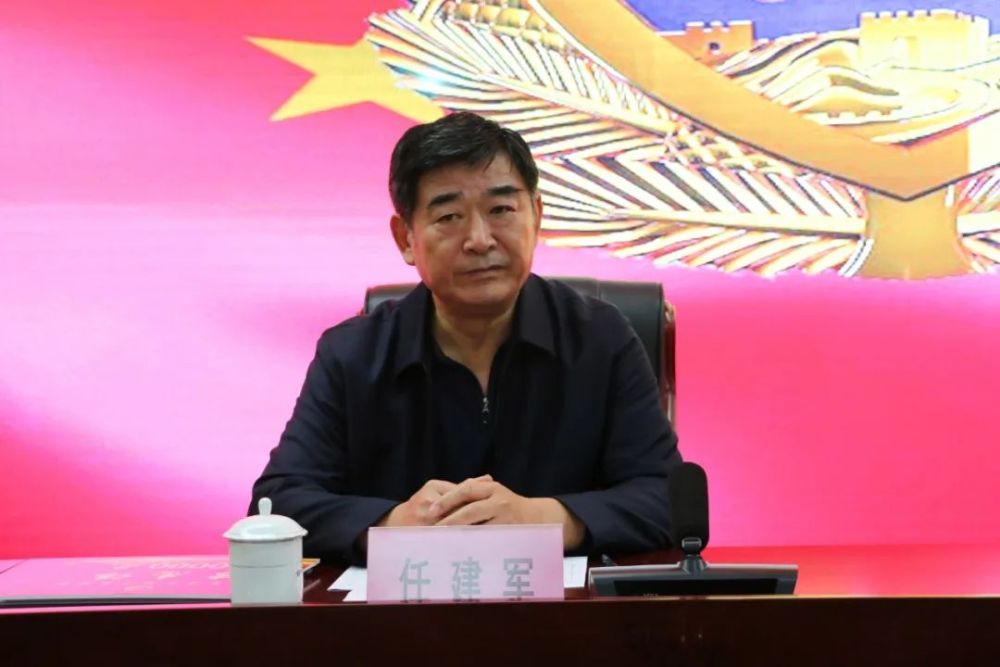 会上,任建军,王健分别作了讲话,感谢济阳区委,区政府对公安工作的支持