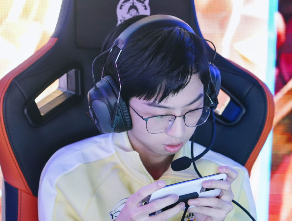 xyg向ag下战书灵梦直言想和久诚碰一碰九月要打千万野王初晨