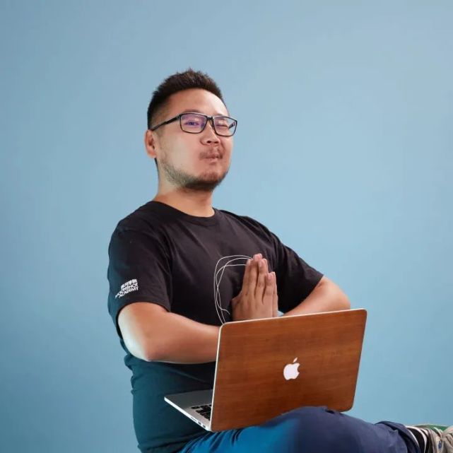 这个年会钱志龙连续参加了三年