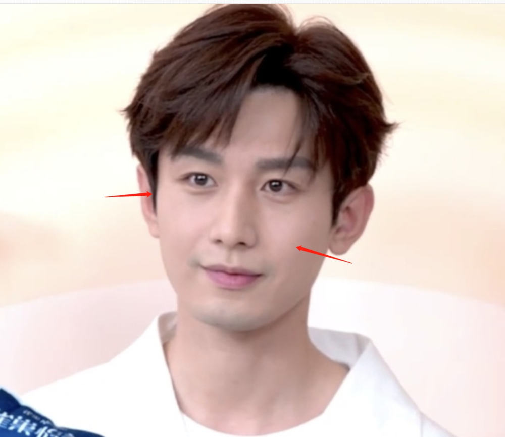 成毅最新直播状态堪忧黑眼圈法令纹遮不住一脸疲倦沧桑