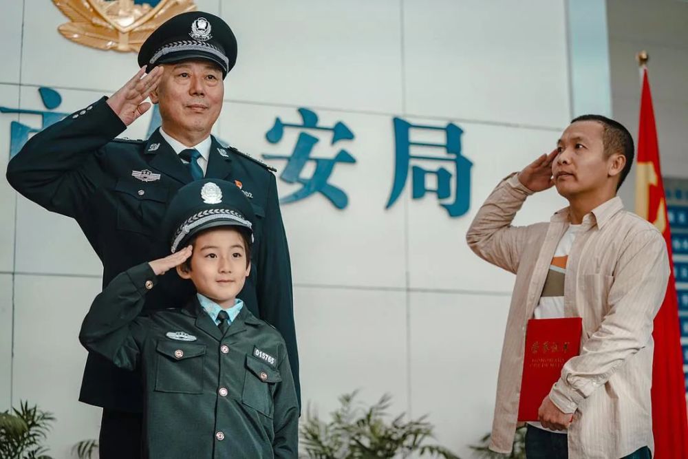 四平警事之尖峰时刻破圈背后一位青年制片人的奋斗