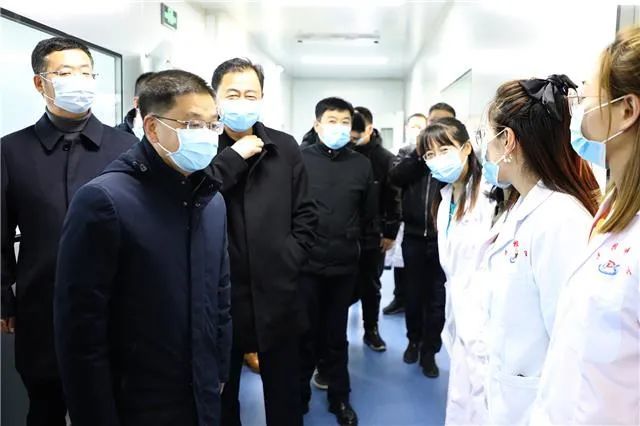 马强先后来到胜天池医疗废弃物处理中心,市疾病预防控制中心,满洲里