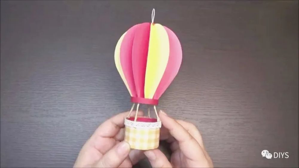 手工制作简单又漂亮的热气球挂件