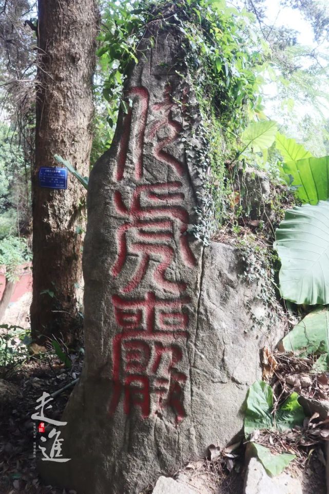 1000多年的石室巖寺,7層佛塔仍熠熠生輝