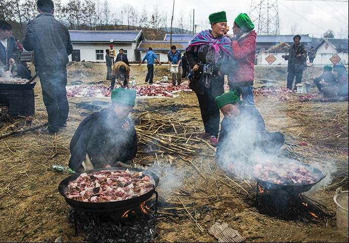 高山農村這種大鍋肉,一塊二三兩缺滋少味,全村一餐能吃一頭牛