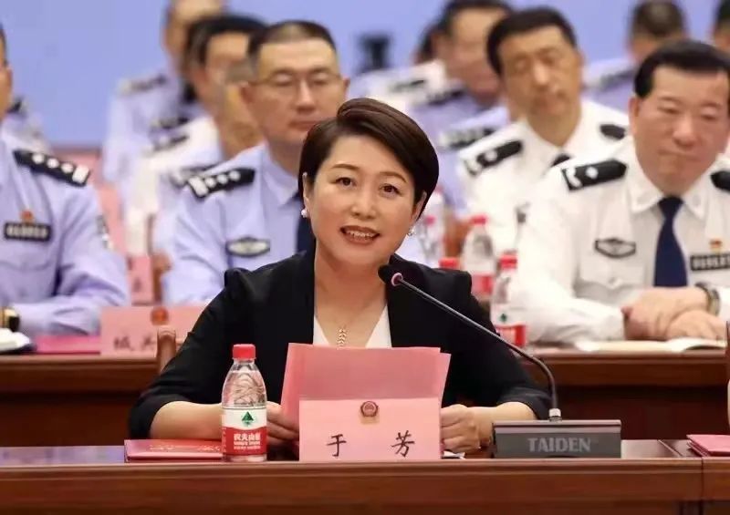 导:于    芳 作    者:李存雄 朗诵者:于    芳    孙    懿     郭