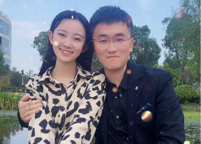 网红姜涛官宣喜讯！和小15岁女徒弟大秀恩爱，女方被曝已怀孕3个月