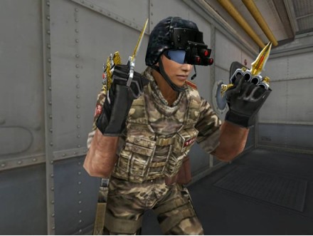 基本就剩下毒蝎,黑鹰,斯沃特,赛斯这几位男性角色了,大家希望下一位是