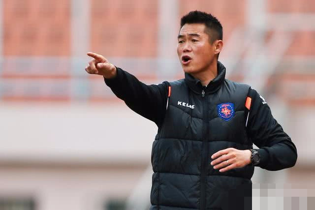 男足单场进球王,退役安置体育局的宿茂臻发展如何?年薪多少?