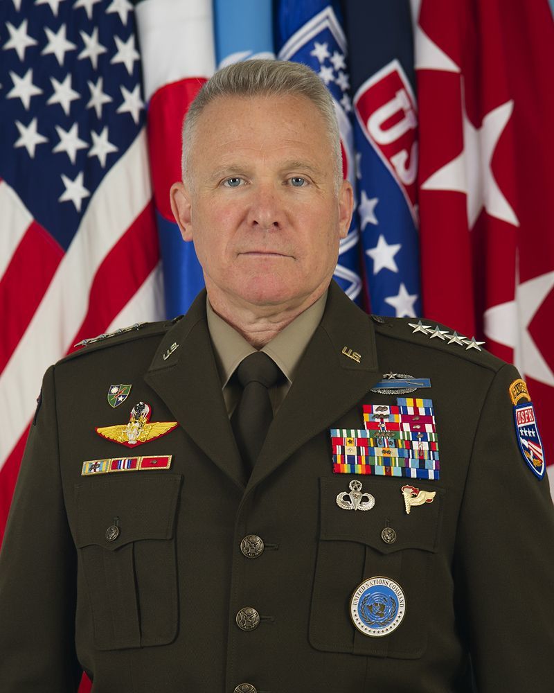 中国周边传来三条消息美军对东海韩国出手俄媒说了一句真话