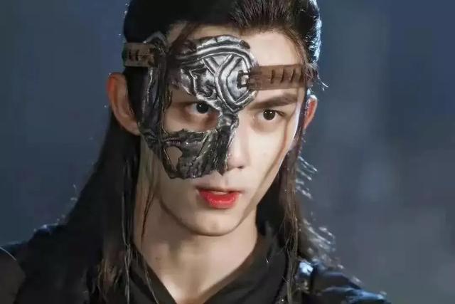 "龙须刘海"别硬留,别人是俊逸出尘,他们像是"蟑螂精转世"