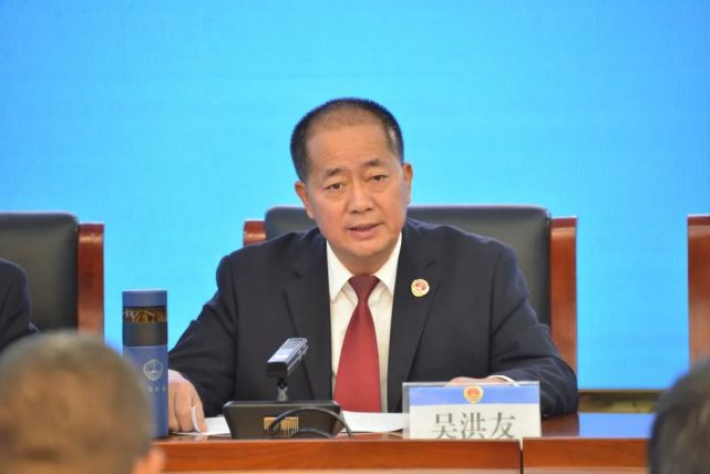 吴洪友强调,要深刻认识到本次以案促改警示教育活动是巩固深化政法