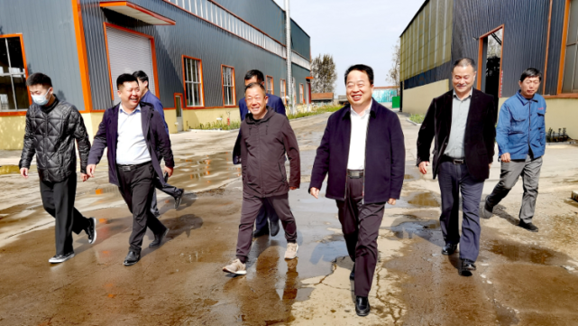 "11月4日,潍坊市生态环境局党组书记,局长马焕军同志作生态环保铁军