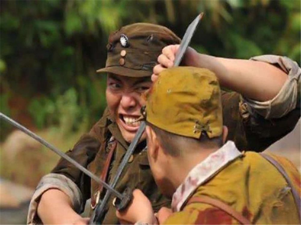 "拼刺刀"究竟过没过时,未来战争中,还会有这种行为出现吗?_腾讯新闻