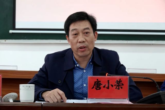 桂林市红十字会党组书记,专职副会长唐小荣出席会