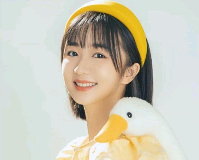 辛选小将徐婕官宣与赵梦澈分手