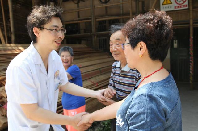 曹鵬,汪品先獲頒第八屆全國道德模範榮譽稱號