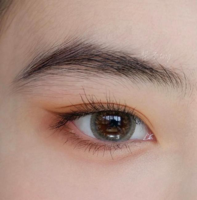 女生眼睛好看真的很加分这4种漂亮眼型中一个就很幸运