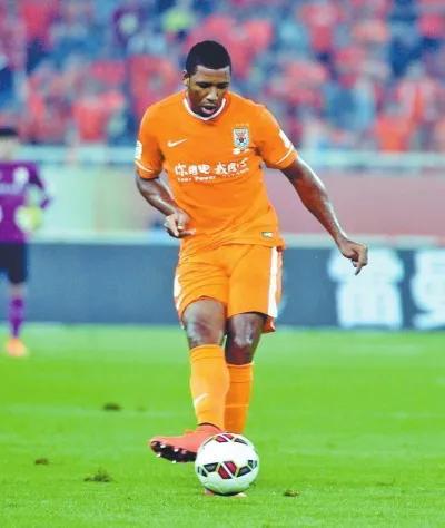 尤西雷中超最强亚外生于亚外亡于亚外