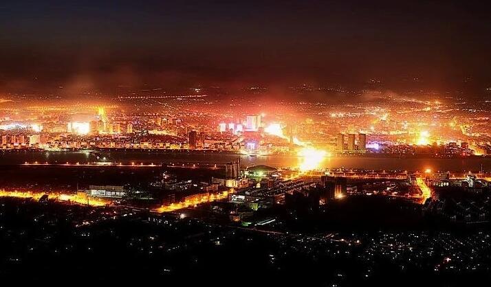 朝阳人口_辽宁人口最多的城市,面积比朝阳还小,常住人口却是它的3倍