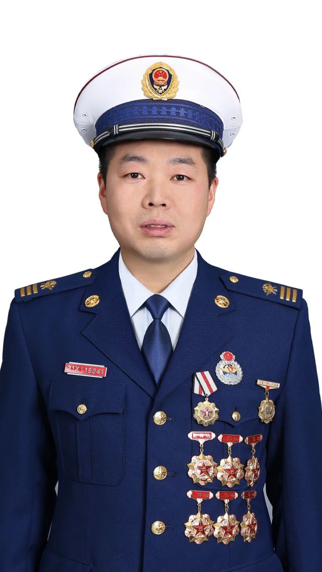 新疆维吾尔自治区乌鲁木齐市经济技术开发区莲湖路消防救援站站长助理