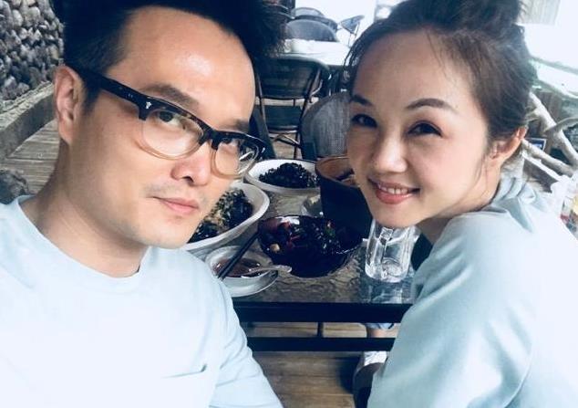 海峰的老婆图片