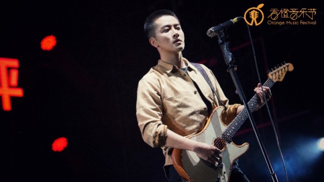 《漠河舞厅》成最火bgm,创作者柳爽从警察变身音乐人