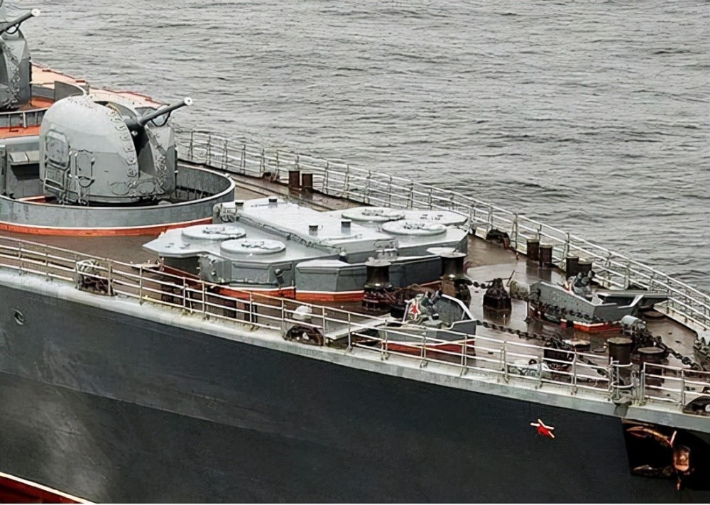 但是反舰能力明显偏弱,不过在苏联海军作战体系中,无畏级驱护舰都是和