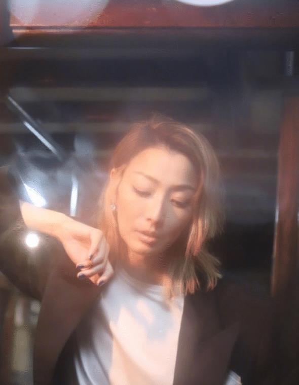 郑秀文近照曝光气色好,曾为美瘦到65斤,后来爆肥抑郁再减肥