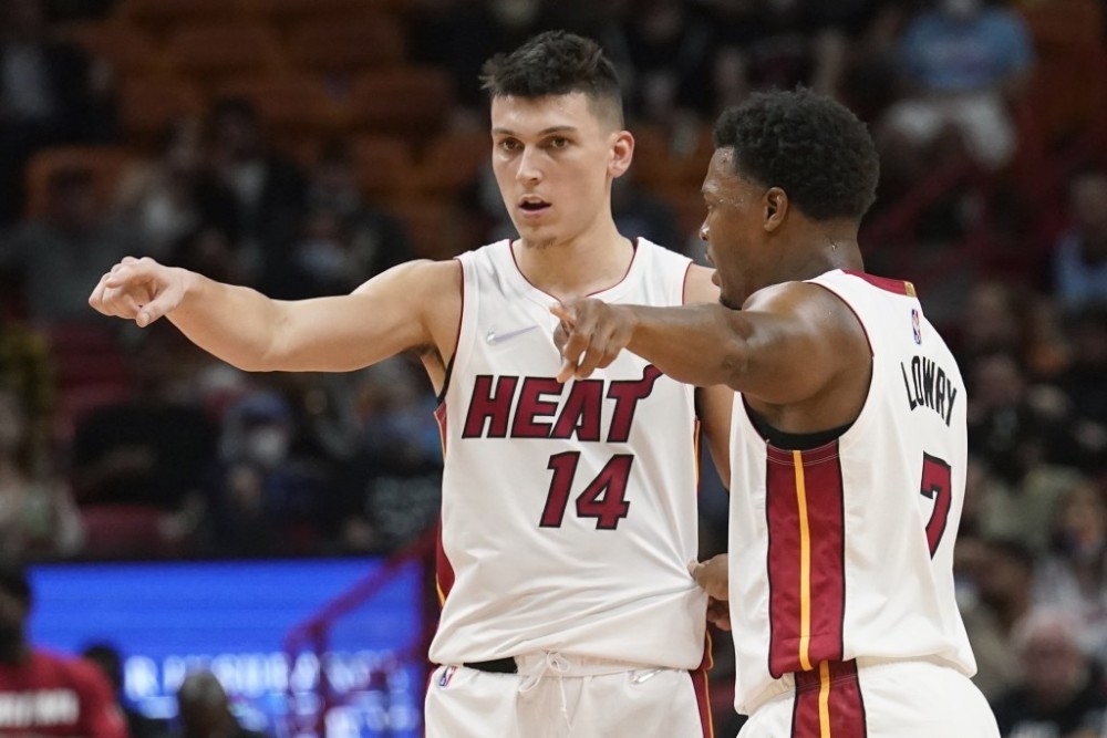 nba 我可以同时拥有最佳第六人与最佳进步奖！泰勒·希罗的进化之路！