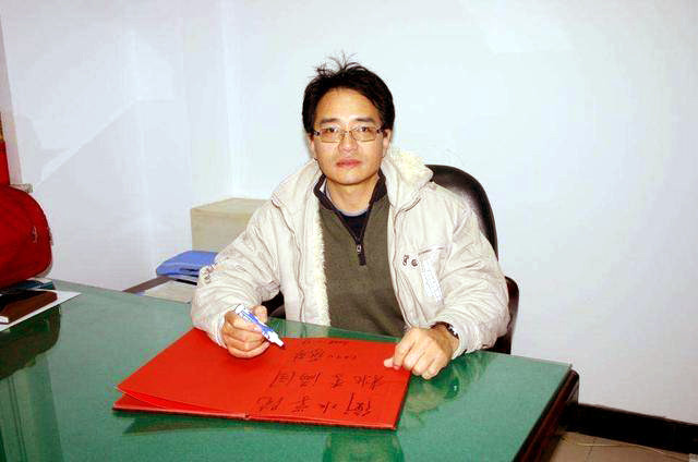 蔡猛与徐笑梅央视一对著名主持人夫妻风光背后有艰辛